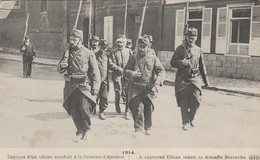 AMIENS  80 SOMME  CPA   CAPTURE D'UN UHLAN - Amiens