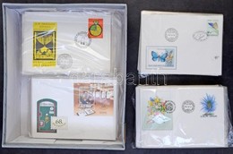 1980-1997 150 Db FDC, Közte Alkalmi Borítékok, Többletpéldányok, Cipős Dobozban - Sonstige & Ohne Zuordnung