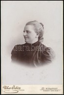 Cca 1880 Hölgy Portréja, Keményhátú Fotó Uher Ödön Budapesti Műterméből, 16,5×10,5 Cm - Other & Unclassified