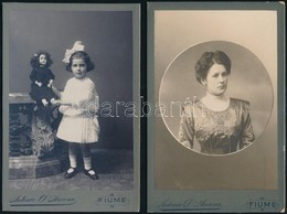 Cca 1910 Kislány Babával, Hölgy Műtermi Portréja, 2 Db Keményhátú Fotó Antonia D'Ancona Fiumei Műterméből, 16×11 Cm - Autres & Non Classés