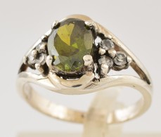 Ezüst(Ag) Gyűrű, Zöld Kővel, Jelzett, Méret: 53, Bruttó: 3,3 G - Andere & Zonder Classificatie