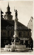 T2 1928 Székesfehérvár, Püspöki Szökőkút, Modiano, Szathmáry József Cipész üzlete, Denaturált Szesz Kimérés. Tóth Photo - Non Classés