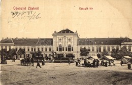 * T2/T3 Zilah, Zalau; Kossuth Tér, Vigadó Szálloda, Kávéház és étterem, Wesselényi Szobor, Barta üzlete, Piaci árusok. W - Unclassified