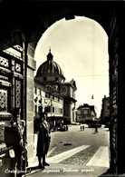 ** T1/T2 Castel Gandolfo, Ingresso Palazzo Papale / Papal Palace, Entrance, Guards (14,7 Cm X 10,4 Cm) - Autres & Non Classés