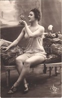 ** T3 Lady, Vintage Erotic Postcard. Made In France (crease) - Non Classés