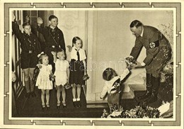 ** T2 Adolf Hitler With Little Children And Hitlerjugend. NSDAP German Nazi Party Propaganda 6+19 Ga. - Zonder Classificatie