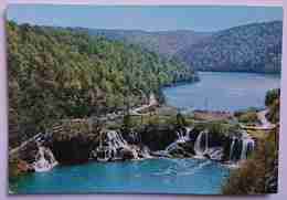 PLITVICKA JEZERA - JUGOSLAVIA - Slovenija - Waterfalls  Vg - Joegoslavië