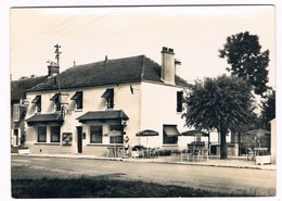 MAGNANVILLE  78  Café " Bon Acceuil " Maison Caillebot ( Carte Photo ) - Magnanville