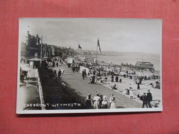 England > Dorset > Weymouth    RPPC The Front  At  Weymouth     Ref 3771 - Weymouth