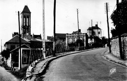 Champagne-sur-Oise. La Montée De L'Eglise. - Champagne Sur Oise