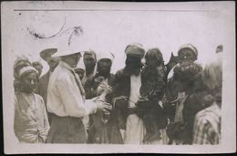 EXPEDITIONEN : UdSSR 1927 (1.9.) S/w.-Foto-Kt. Einer UdSSR-Expedition U. Durchquerung: Frau Mit Islamischen Russen U.  S - Geographie