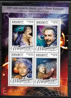 Delcampe - MOZAMBIQUE Feuillet N° 7082/85 * *  ( Cote 17e ) Physique Albert Einstein - Albert Einstein