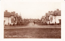 1915 Real Photo Card Pixroad Garden City Letchworth; Gelaufen An Kriegsgefangenen In Oldebroek - Hertfordshire