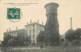 VIERZON - école Nationale Professionnelle, Le Parc Et Le Château D'eau. - Water Towers & Wind Turbines