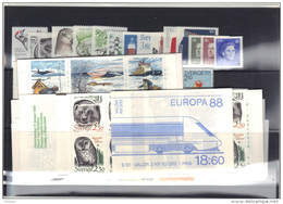 SUEDE, SWEDEN YEAR 1989 COMPLETE INCLUDING ALL THE BOOKLETS,  ** (MNH). (3PL42) - Années Complètes