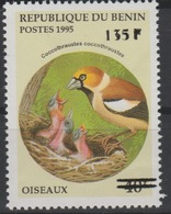 Bénin 2000 Mi. 1235 Coccothraustes Birds Oiseaux Vögel Faune Fauna Surchargé Overprint MNH** - Benin – Dahomey (1960-...)