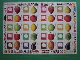 2006 ROYAL MAIL FUN FRUIT AND VEG. GENERIC SMILERS SHEET. #SS0033 - Personalisierte Briefmarken