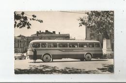 VERDUN SUR GARONNE (T ET G) CARTE PHOTO  LE DEPART VERS TOULOUSE PAR LE CAR DE BEAUMONT DE LOMAGNE (BEAU PLAN) - Verdun Sur Garonne