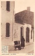 Ile D'Oléron.    St Pierre  D'Oléron    17    Maison De Pierre Loti . Femme Avec Un Landau    (voir Scan) - Ile D'Oléron