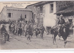 Militaria . Prisonniers Français Au BOIS D'AILLY (54) En Marche Vers VIGNEULLES - Otros & Sin Clasificación