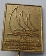 2nd EUROPEAN SAILING CHAMIONSHIP On Windsurfing OPEN CLASS UMAG 1980 Croatia   PINS BADGES P2 - Voile