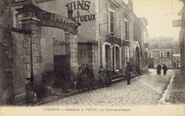 18 Vierzon Distillerie A. Petit Rue Porte Aux Boeufs Animation - Vierzon