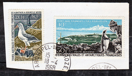 TAAF 24 Albatros Et PA  14 Port Aux Français Oblitéré Used Cachet Rond Sur Fragment De Crozet 18 4 1968 Cote 470 - Usados