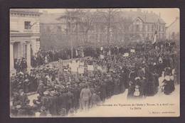 CPA Aube 10 Manifestation Des Vignerons Champenois Non Circulé Troyes - Troyes