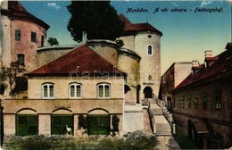 T2 Munkács, Mukacheve, Mukacevo; Vár Udvara / Castle Courtyard - Ohne Zuordnung