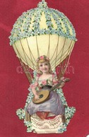 ** T4 Girl Playing On The Lute In Air Balloon. Emb. Litho (EM) - Sin Clasificación