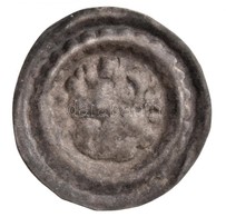 1180-1240. Bracteata Ag 'III. Béla - IV. Béla' (0,28g) T:1-,2  
Hungary 1180-1240. Bracteata Ag 'Bela III/IV' (0,28g) C: - Non Classificati