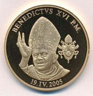 Vatikán 2005. 'XVI. Benedek' Aranyozott Réz Emlékérem Tanúsítvánnyal (40mm) T:PP
Vatican 2005. 'Benedict XVI' Gilt Cu Co - Non Classés