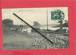 CPA  Décollée  -  Venette  - Le Port à Betteraves  -(péniches , Péniche ) - Venette