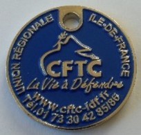Jeton De Caddie - Syndicat - CFTC - Union Régionale - 75 ILE DE FRANCE - La Vie à Défendre - En Métal - Neuf - - Moneda Carro