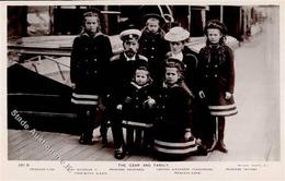 Adel Russland Zar Nikolaus II. Mit Familie Foto AK I-II Pere Noel - Royal Families