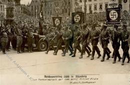 Reichsparteitag Nürnberg (8500) WK II 1933 Vorbeimarsch Auf Dem Adolf Hitler Platz  Foto AK II- (Mittelbug, Keine AK-Ein - Weltkrieg 1939-45