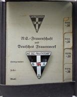 WK II Orden - ABZEICHEN NAT.SOZ.FRAUENSCHAFT Mit Entspr. Ortsgruppen-Mäppchen D. Deutschen Frauenwerks I-II - War 1939-45