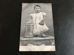 5200 - Enfant & Pot De Bonbons LORETTI - 1905 Timbrée - Portraits
