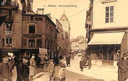 88 - Epinal - Rue Léopold-Bourg (animée, Tram Tramway Au Loin) - Epinal