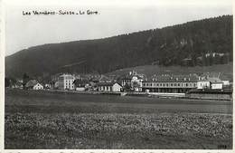 Pays Div- Suisse -ref V431- Les Verrieres - La Gare Ligne De Chemin De Fer - - Les Verrières