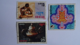 BHOUTAN - 3 TIMBRES 1975 (Chase) - 1976 (Colombo Plan + Jamjee) - Used - Bhutan