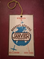 ETIQUETTE DE BAGAGE JANVIER PARIS BAGAGES AERIENS RIO DE JANEIRO NEW-YORK AVIATION - Étiquettes à Bagages