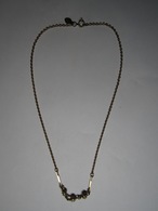 Ancienne Chaîne AVON MADE IN IRELAND Et 3 Perles - Long Total 41,5 Cm Env - Colgantes