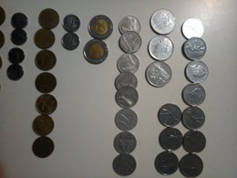 53 Monete Varie Lira Italia Da 1 20 50 100 200 500 Lire 10 Centesimi Da Vittorio Emanuele III A Anni 90 - Lots & Kiloware - Coins