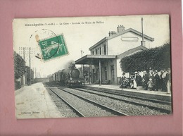 CPA -  Grandpuits  -(S.-et-M.) - La Gare - Arrivée Du Train De Belfort  -( Locomotive ) - Otros Municipios