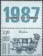 FRANCE 1987 JOURNEE DU TIMBRE. Yvert N° 2469 Avec Logo Millesime Attenant Issu Du Carnet. ** Neuf Sans Charnière. MNH - Nuovi