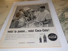 ANCIENNE PUBLICITE VOICI LA PAUSE TENNIS COCA COLA 1960 - Reclame-affiches