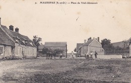 78 - YVELINES - MAUREPAS - Place Du Vieil Abreuvoir - Très Bon état - Maurepas