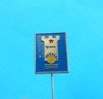 WATER POLO CLUB ZALE - IGRANE Makarska ... Croatia Old Pin Badge Waterpolo Wasserball Pallanuoto Polo Acuatico - Wasserball