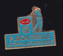 60569-Pin's.Golf.audi.volkswagen.p.Bouteille.Lyon.villeurbanne. - Volkswagen